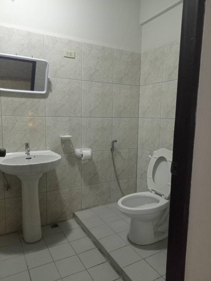 Pluemchai Guesthouse Csomtien-part Kültér fotó
