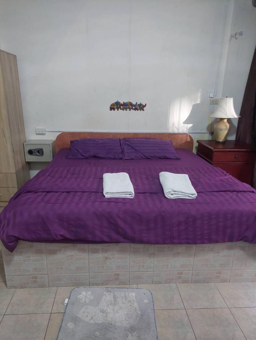Pluemchai Guesthouse Csomtien-part Kültér fotó