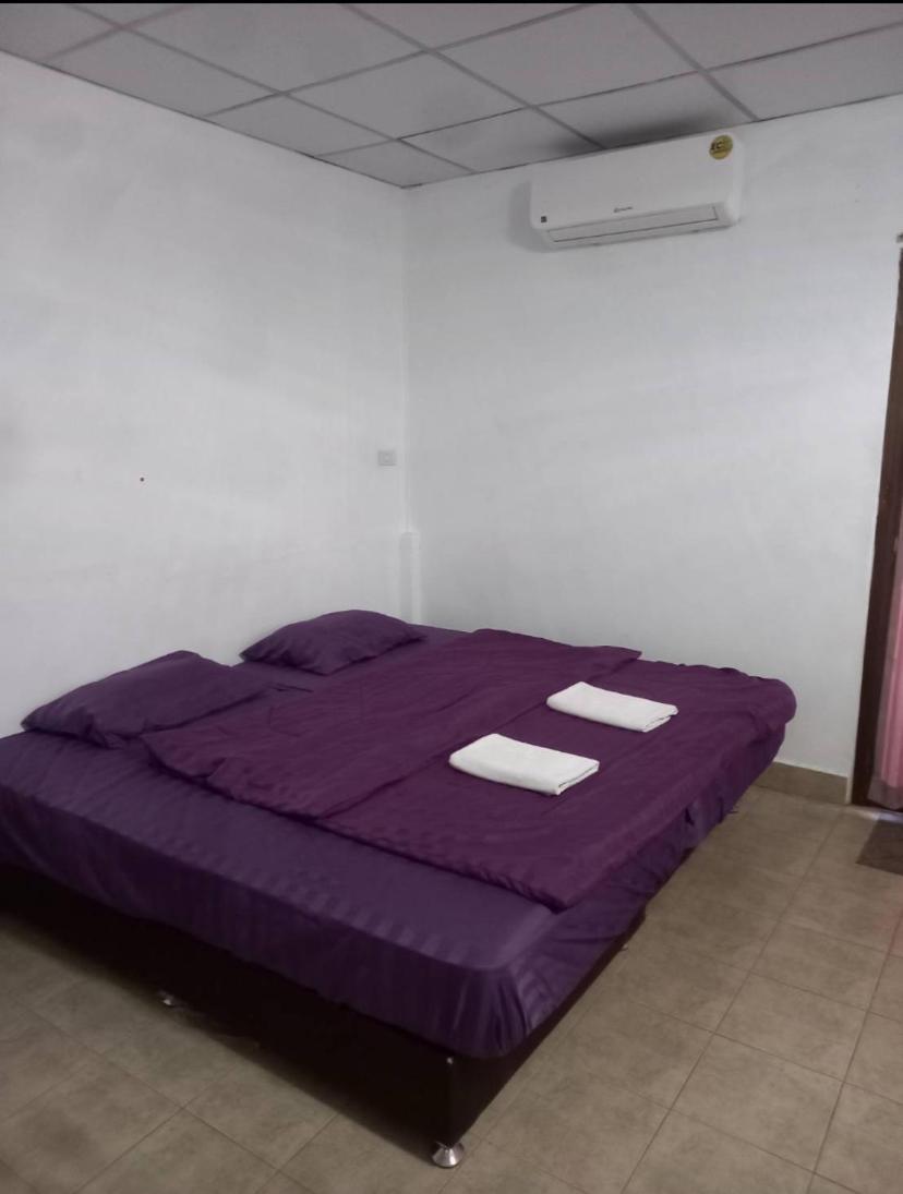 Pluemchai Guesthouse Csomtien-part Kültér fotó